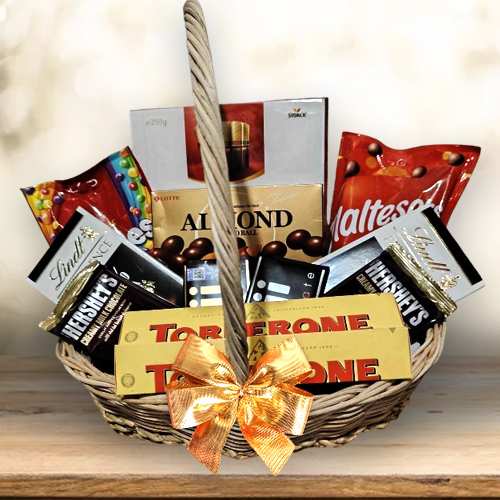 - Christmas Chocolate Hamper Delivery