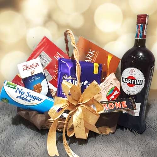 - Order Sparkling Wine & Chocolate Christmas Hamper Online