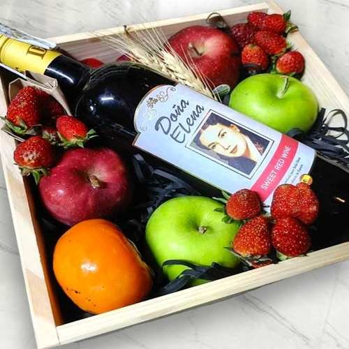 - Holiday Wine & Fruit Gift Box
