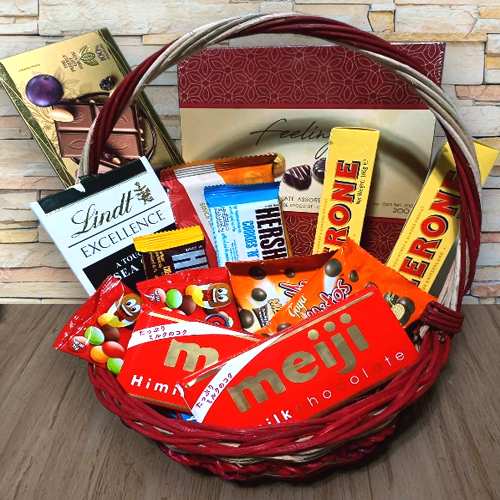 - Deluxe Holiday Chocolate Hamper Delivery