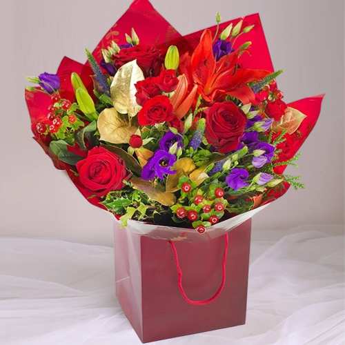 - Seasonal Flower Gift Box For Christmas