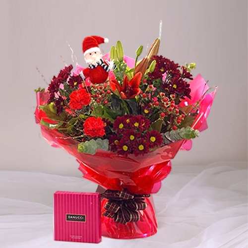 - Festive Santa Bouquet With Chocolate
