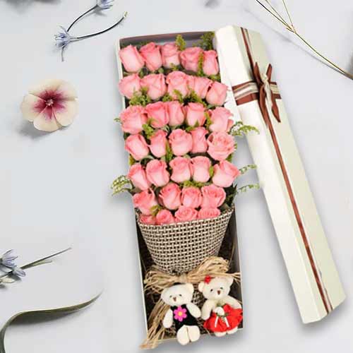 Valentine’s Day Pink Rose Box Delivery